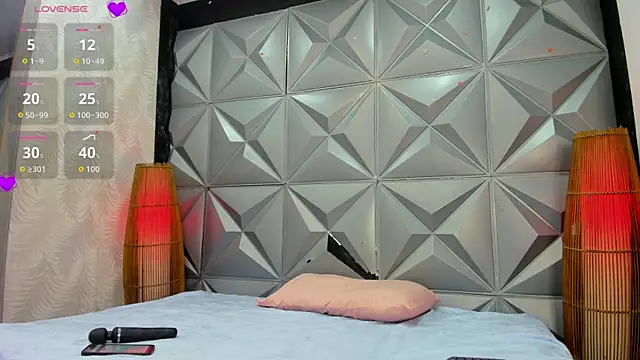 GreciaFox1 online show from 11.10.25