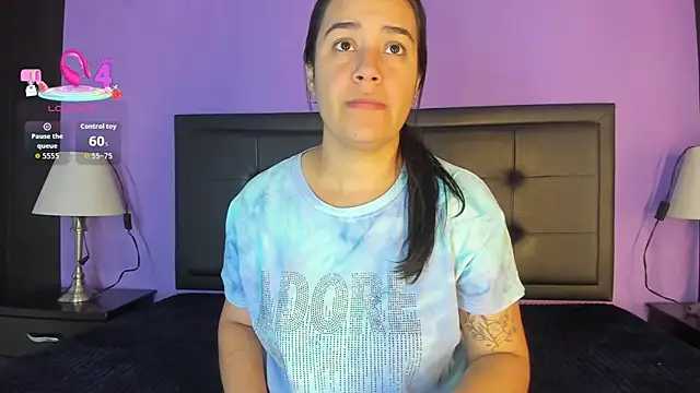 Snapshot of GreciaFox1 chatting on 04.14.26 GreciaFox1 online show from 04.14.26