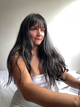 Nova Gabriela online show from 05.15.26
