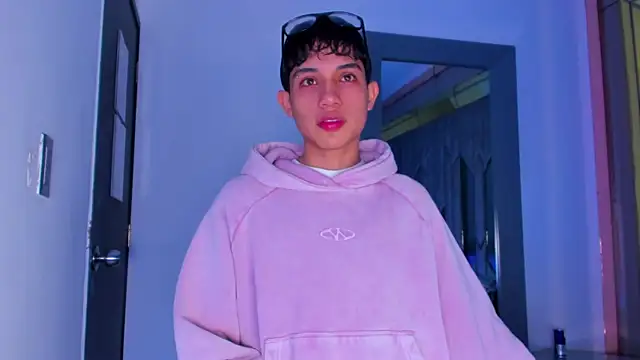 Sebax Young online show from 03.30.26