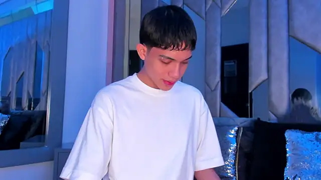 Sebax Young online show from 05.27.26