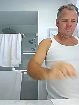 Snapshot of cubanitofeliz40 chatting on 11.19.25 cubanitofeliz40 online show from 11.19.25