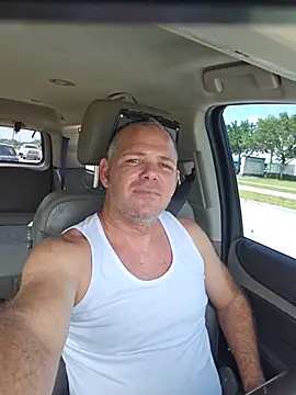 cubanitofeliz40 online show from 05.27.26