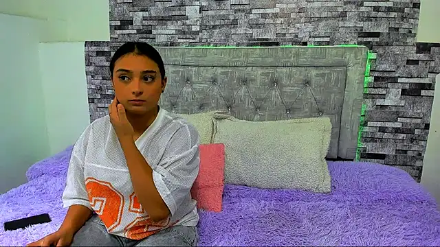 nicolexxaleja online show from 09.22.25