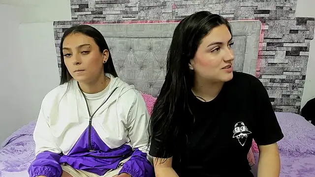 nicolexxaleja online show from 11.13.25