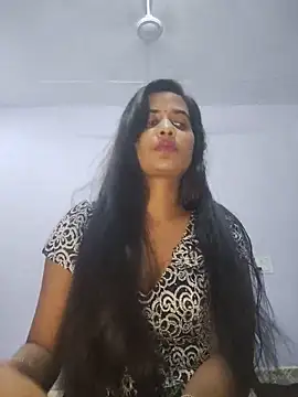cute radhikaa online show from 05.28.26