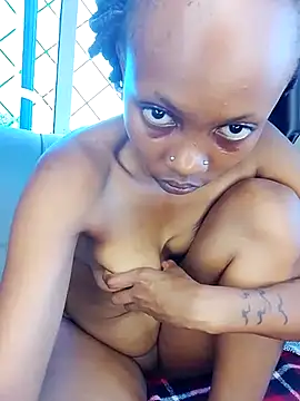 Snapshot of SeffieLucy chatting on 11.14.25 SeffieLucy online show from 11.14.25