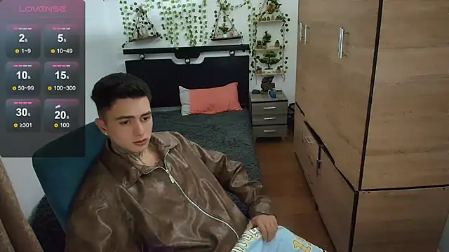 santii ss online show from 04.21.26