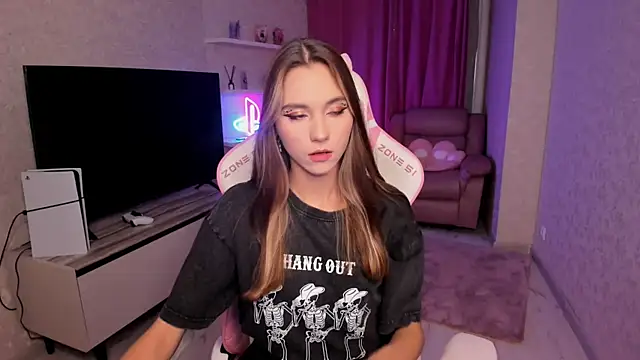 Snapshot of EllaCurtis chatting on 03.02.26 EllaCurtis online show from 03.02.26