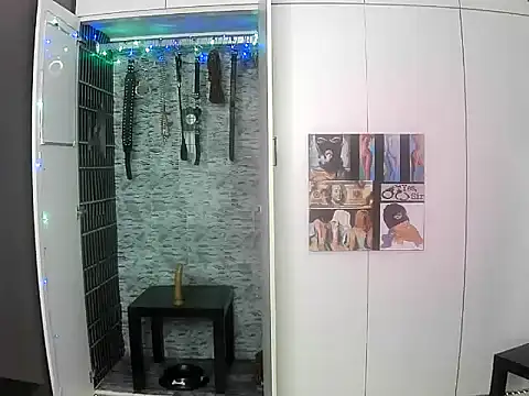 Snapshot of BaDSubMiss chatting on 03.01.26 BaDSubMiss online show from 03.01.26