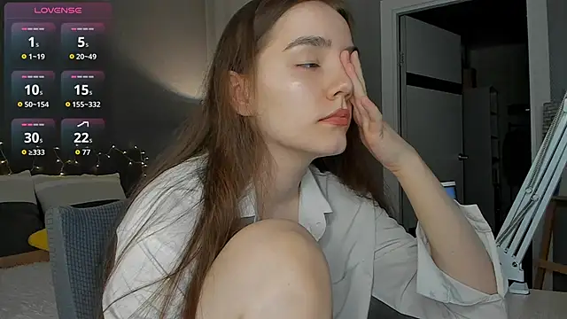 Snapshot of sweete_chantal chatting on 05.25.26 sweete chantal online show from 05.25.26