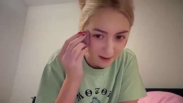 Kitty Swetty online show from 01.07.26