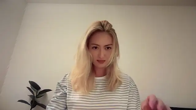 Kitty Swetty online show from 04.15.26