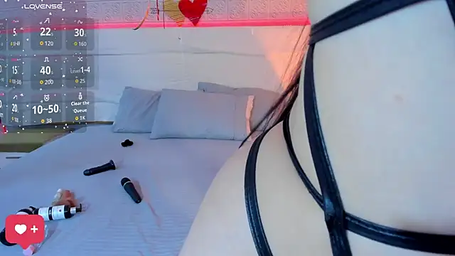 KamileBlake online show from 09.28.25