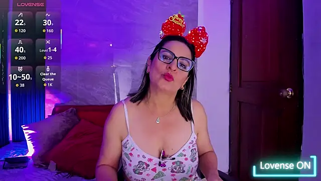 Agatha Pleasure online show from 12.18.25