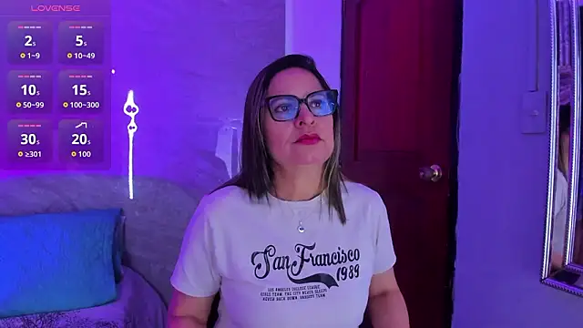 Agatha Pleasure online show from 03.21.26