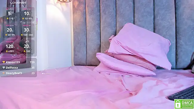 Snapshot of Gia_Scott chatting on 09.15.25 Gia Scott online show from 09.15.25