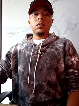 Snapshot of asmodeo_33 chatting on 10.27.25 asmodeo 33 online show from 10.27.25