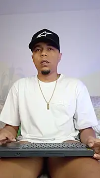 Snapshot of asmodeo_33 chatting on 02.26.26 asmodeo 33 online show from 02.26.26