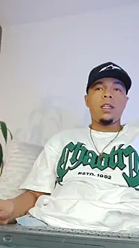 Snapshot of asmodeo_33 chatting on 02.28.26 asmodeo 33 online show from 02.28.26