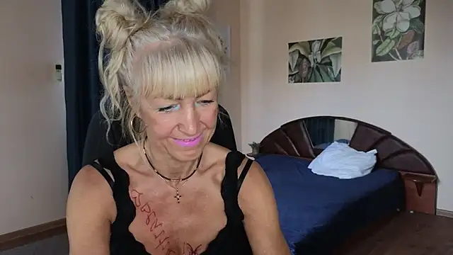 Laura Gol online show from 09.27.25