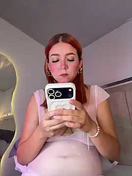 Mia Juicyberry online show from 07.03.26