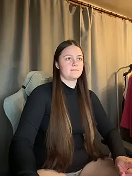 Snapshot of Cuty_Kitty chatting on 09.15.25 Cuty Kitty online show from 09.15.25