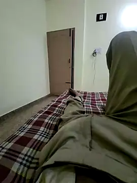 Snapshot of Naveen9100Unity chatting on 02.24.26 Naveen9100Unity online show from 02.24.26