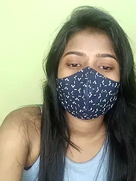 Snapshot of radhika2 chatting on 11.13.25 radhika2 online show from 11.13.25