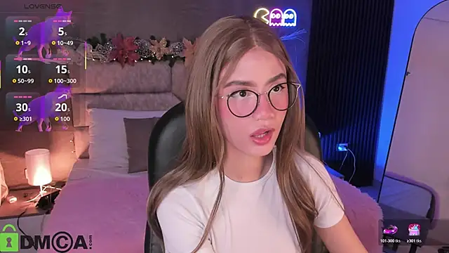 Snapshot of Arinextdoor chatting on 12.05.25 Arinextdoor online show from 12.05.25