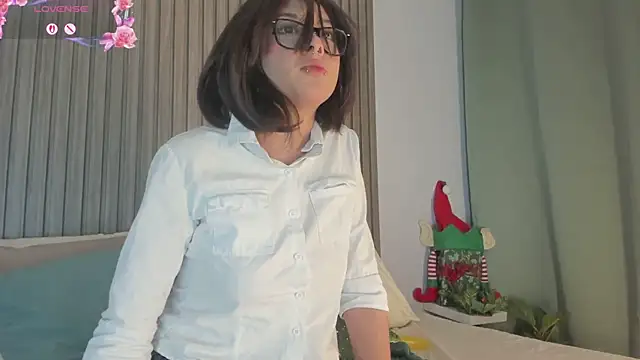 Blue Sixx online show from 12.19.25