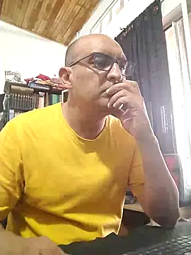 Snapshot of jorge406 chatting on 06.13.26 jorge406 online show from 06.13.26