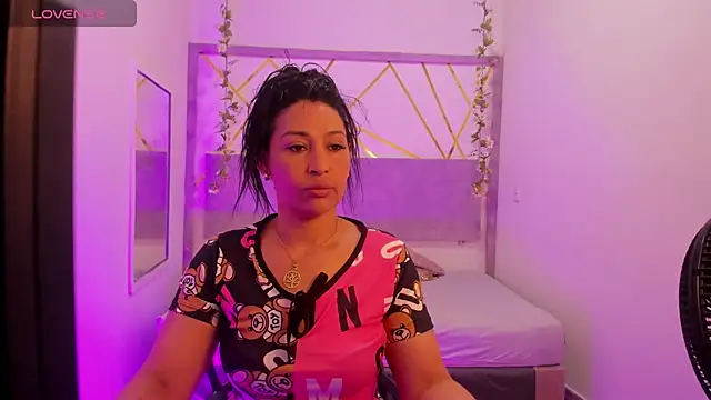 IvyShine7 online show from 12.01.25