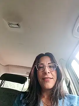 Snapshot of _Kamy_Hot chatting on 09.27.25 Kamy Hot online show from 09.27.25