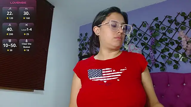 Sophie-Hot- online show from 04.07.26