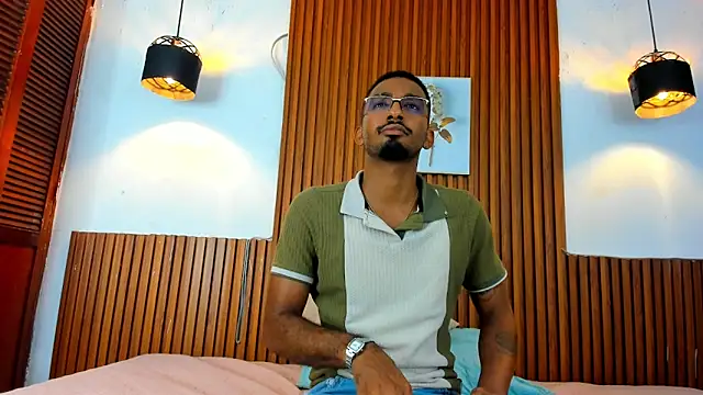 Darwin mayo online show from 11.01.25