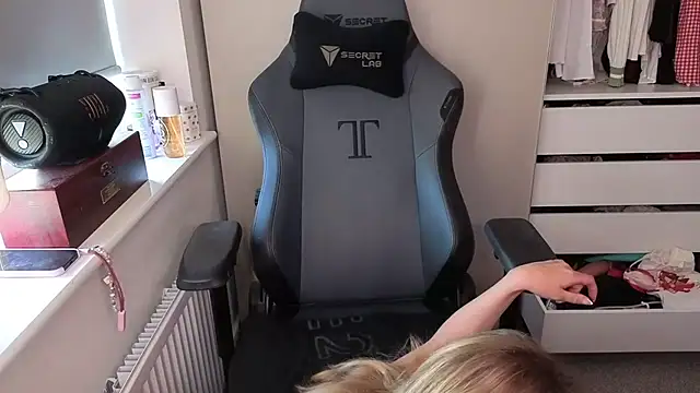 Lilly-Luscious online show from 03.19.26