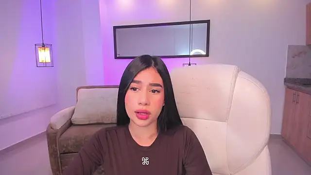 Snapshot of miranda_crawfor chatting on 05.16.26 miranda crawfor online show from 05.16.26