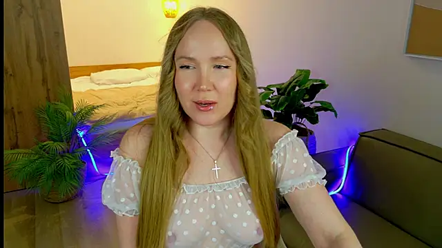 Snapshot of BethSun chatting on 05.28.26 BethSun online show from 05.28.26