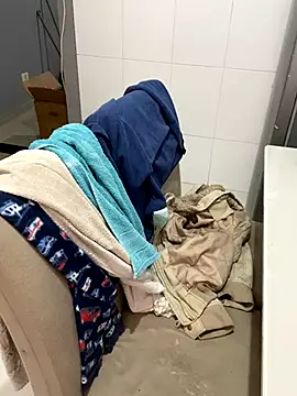 Mirella Oliveira online show from 10.28.25