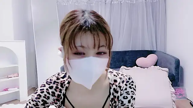Snapshot of -Nyanko-chan- chatting on 04.26.26 -Nyanko-chan- online show from 04.26.26