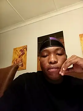 Snapshot of BlamedSimple chatting on 12.14.25 BlamedSimple online show from 12.14.25