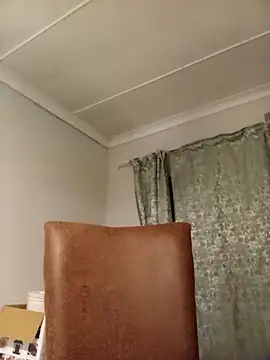 Snapshot of BlamedSimple chatting on 12.16.25 BlamedSimple online show from 12.16.25