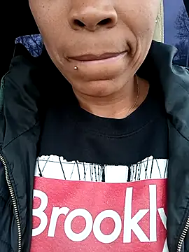 Snapshot of Flacidas chatting on 02.04.26 Flacidas online show from 02.04.26