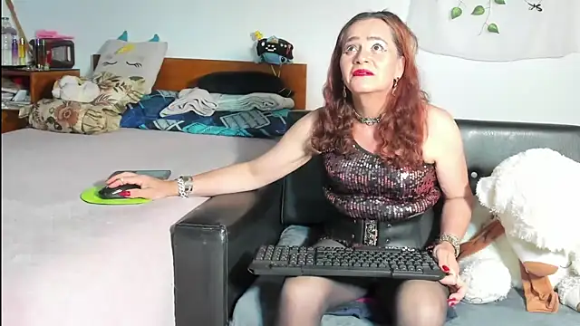 Snapshot of Mishell_Bons chatting on 03.06.26 Mishell Bons online show from 03.06.26