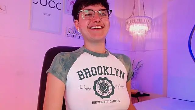 Snapshot of jeroharper chatting on 11.27.25 jeroharper online show from 11.27.25