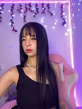 Lia  1 online show from 11.30.25