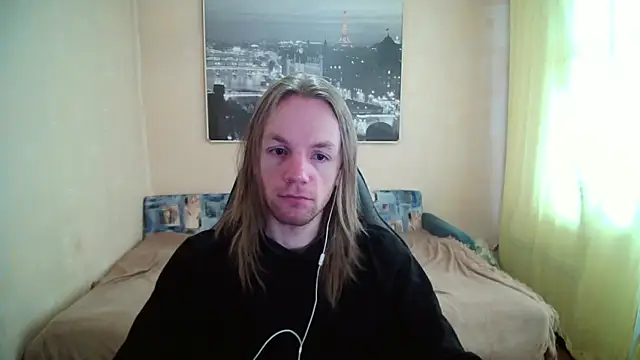 Snapshot of AdamDickens chatting on 04.20.26 AdamDickens online show from 04.20.26