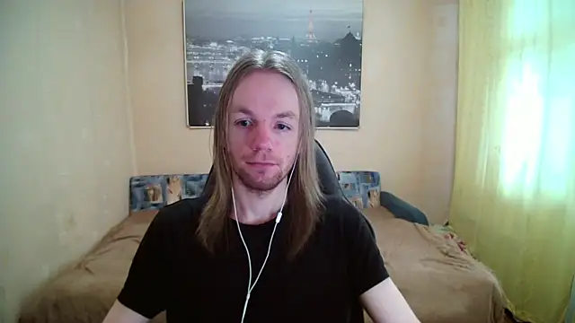 Snapshot of AdamDickens chatting on 04.24.26 AdamDickens online show from 04.24.26