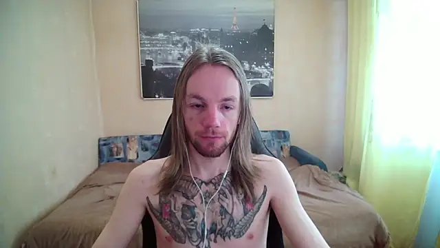 Snapshot of AdamDickens chatting on 05.05.26 AdamDickens online show from 05.05.26
